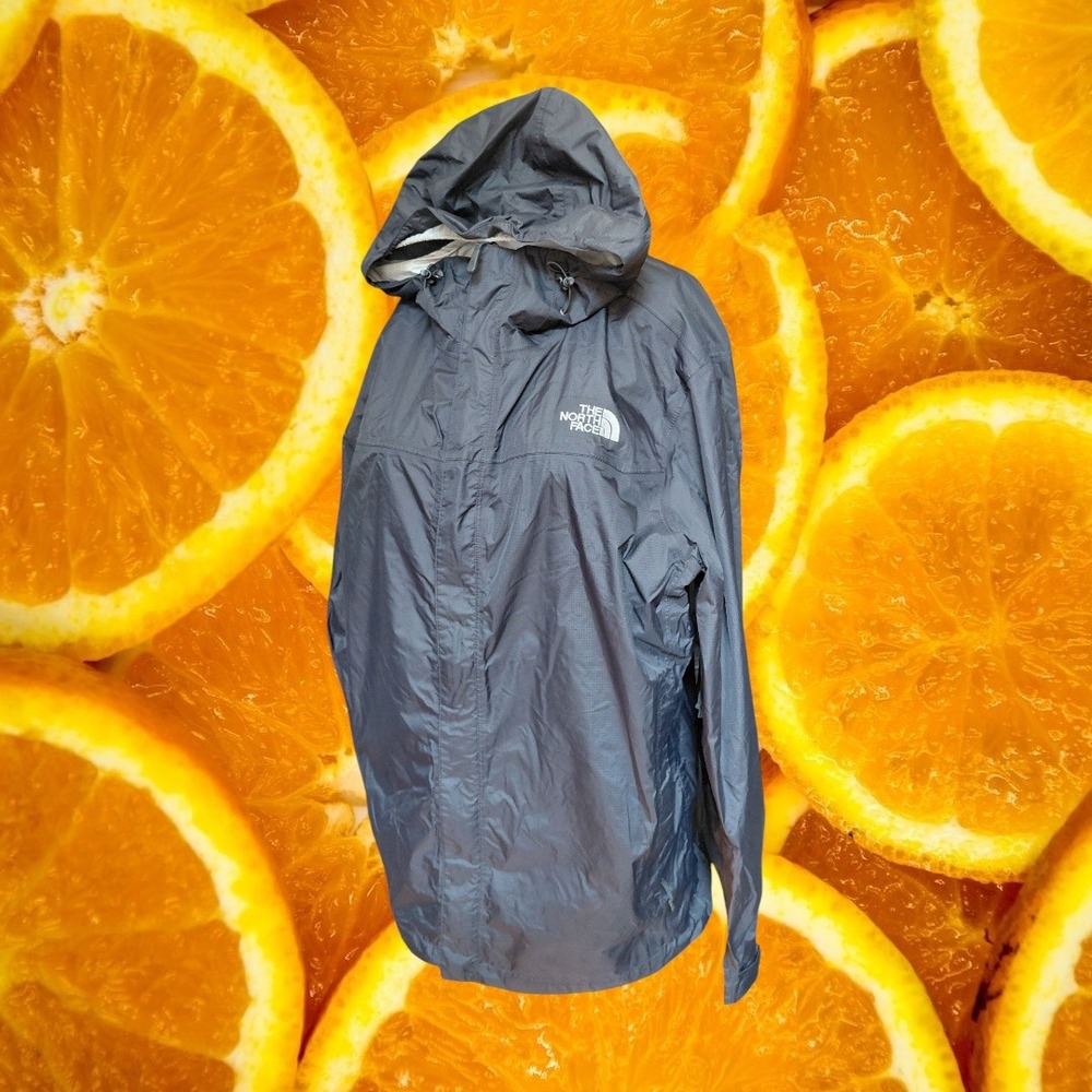 The North Face Mens HyVent 2.5L Rain Jacket Gray Waterproof Hooded Shell Large
